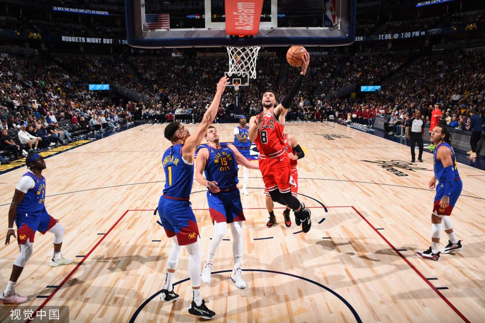 表现彰显了 表现彰显了